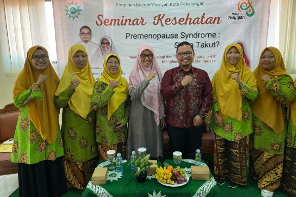 Seminar Kesehatan “Premonopouse Syndrome”